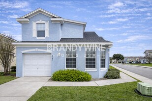 9701 Carlsdale Dr in Riverview, FL - Building Photo