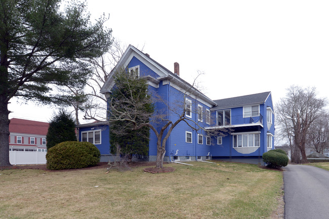 226 W Elm St in Brockton, MA - Building Photo - Building Photo