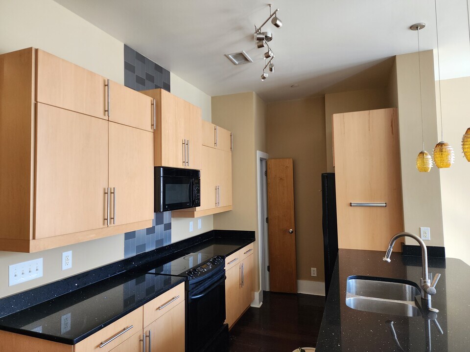 801 N 4th St, Unit Modern Baking Building in Wilmington, NC - Building Photo