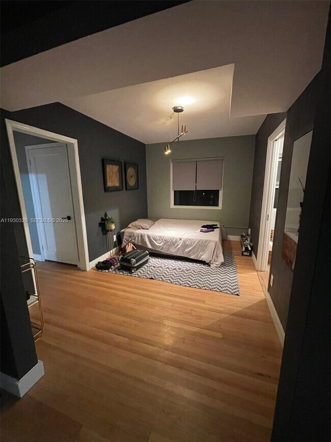 9140 NE 8th Ave in Miami Shores, FL - Building Photo - Building Photo