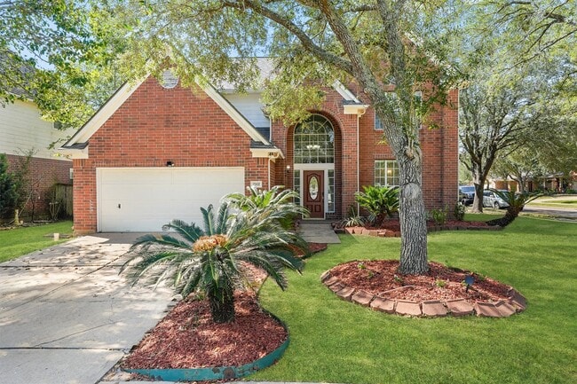 property at 7302 Maple Run Dr