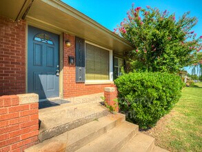 3105 NW 67th St in Oklahoma City, OK - Building Photo - Building Photo