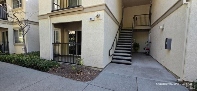2001 Eastwood Dr