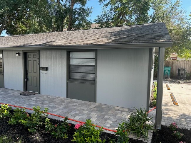 939 Pine Grove Ave in Orlando, FL - Building Photo - Building Photo