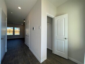 156 Alamo Vine Ct in Kyle, TX - Building Photo - Building Photo