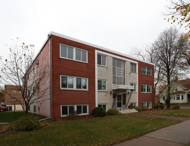 3700 Harriet Ave in Minneapolis, MN - Foto de edificio - Building Photo