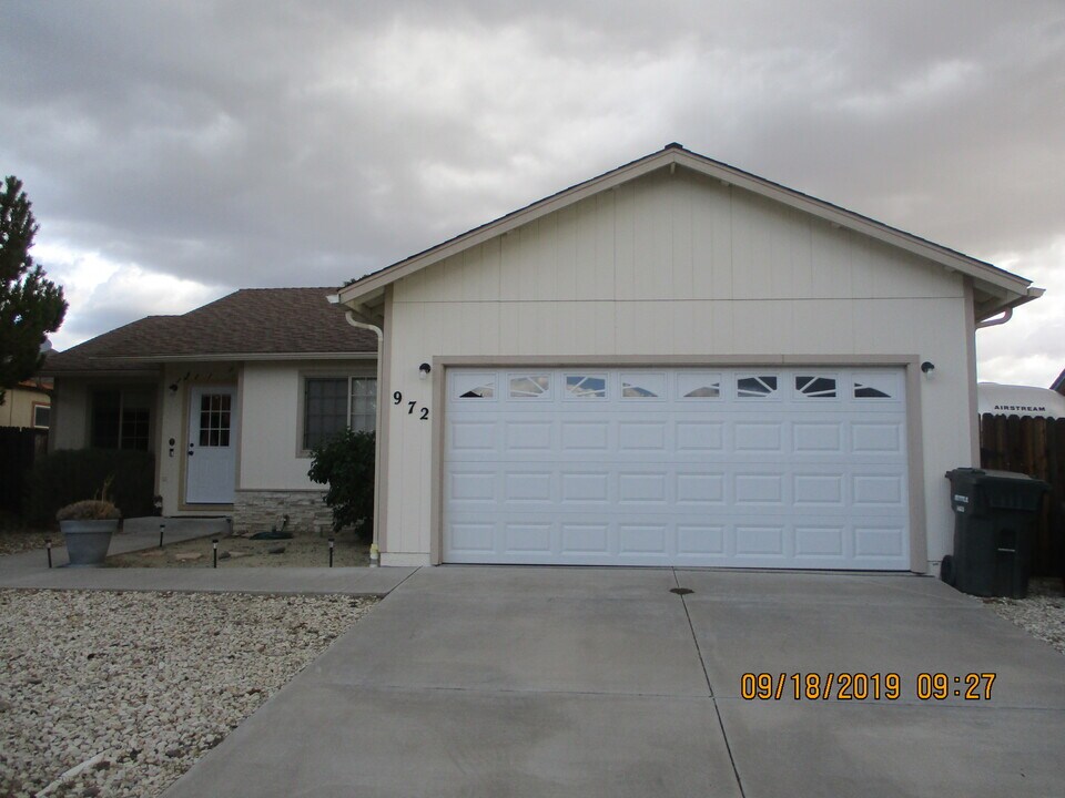 972 Hillside Dr in Carson City, NV - Building Photo