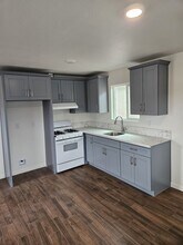 800 W Morrison Ave in Santa Maria, CA - Building Photo - Building Photo