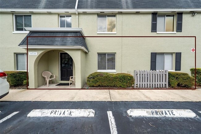525 Conway Rd in Orlando, FL - Building Photo - Building Photo