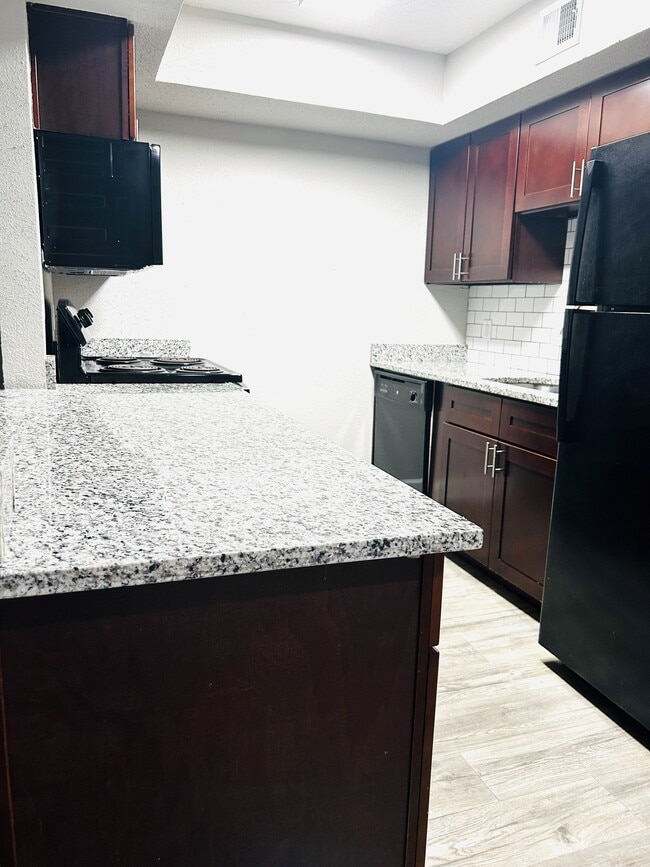 Castlewood Apartments