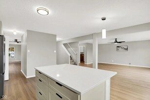 2488 Woodfield Blvd in Franklin, IN - Building Photo