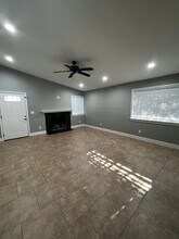 208 Holly St in Vallejo, CA - Building Photo - Building Photo