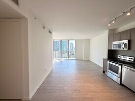 46 NW 35th St, Unit A4 in Miami, FL - Building Photo