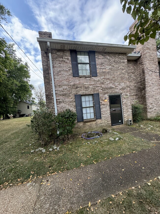 property at 2339 Kimberly Dr