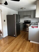 27 Healy St in Huntington, NY - Building Photo