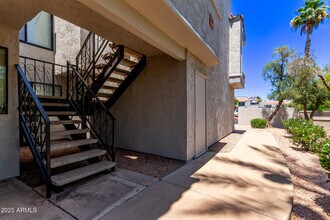 10055 E Mountainview Lake Dr in Scottsdale, AZ - Building Photo - Building Photo