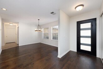 810 Meadow Oaks Dr in Dripping Springs, TX - Building Photo - Building Photo