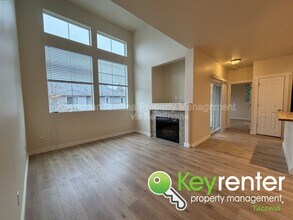 2155 Bobs Hollow Ln in Dupont, WA - Building Photo - Building Photo