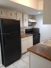 2428 NW 55th Ter, Unit 2428 in Lauderhill, FL - Building Photo - Building Photo