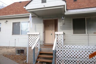 412 Yakima St, Unit C in Wenatchee, WA - Building Photo