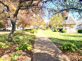 5785 Kingsbury Pl in St. Louis, MO - Building Photo