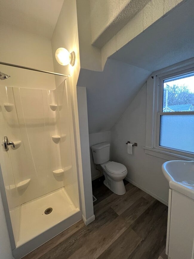 1430 Jersey Ridge Rd-Unit -1430 -Lower in Davenport, IA - Building Photo - Building Photo