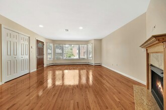 79 Myrtle Ave in Edgewater, NJ - Building Photo - Building Photo