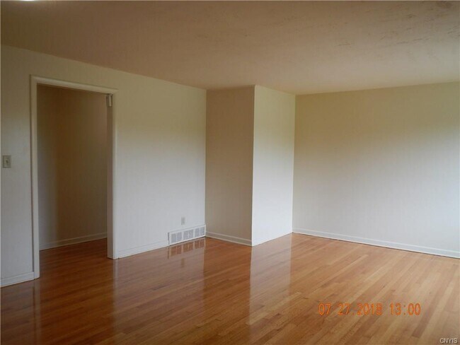 1264 Westcott St in Syracuse, NY - Building Photo - Building Photo