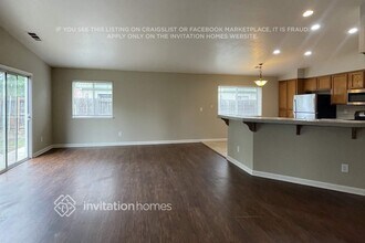 1985 Rapid Falls Dr in Yuba City, CA - Foto de edificio - Building Photo