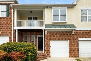 361 Grayson Way in Alpharetta, GA - Building Photo