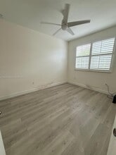 705 SW 147th Ave in Pembroke Pines, FL - Building Photo - Building Photo