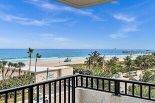 525 N Ocean Blvd in Pompano Beach, FL - Building Photo