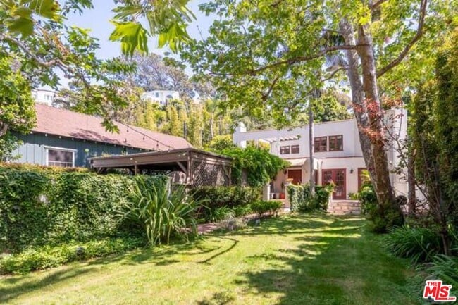 property at 344 Entrada Dr