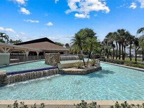 15359 SW 43rd Ln in Miami, FL - Building Photo - Building Photo