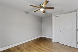 401 S Cherry St in Seneca, SC - Building Photo - Building Photo