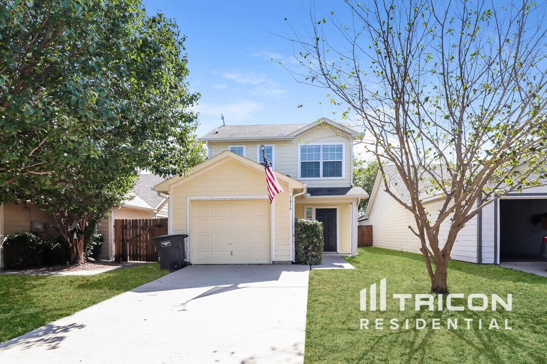 1416 Pine Ln in Fort Worth, TX - Building Photo