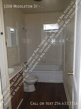 1208 Middleton St in Killeen, TX - Building Photo - Building Photo