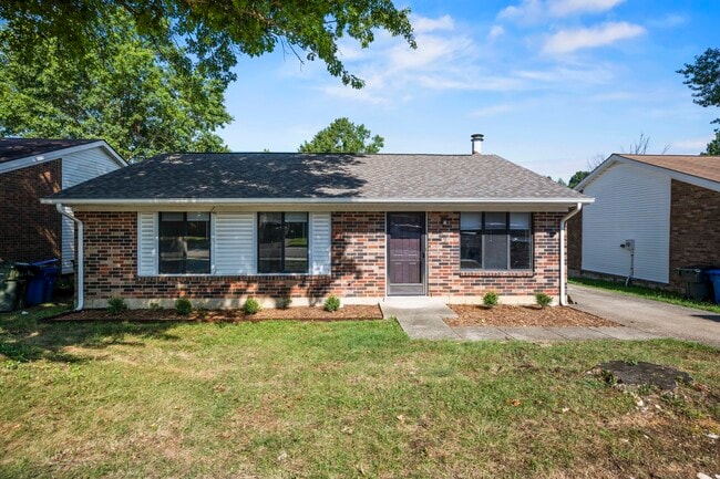 3409 Woodspring Dr in Lexington, KY - Foto de edificio - Building Photo