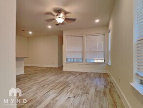 407 Parkline Dr in Georgetown, TX - Building Photo - Building Photo