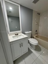 4685 NW 9th St in Miami, FL - Building Photo - Building Photo