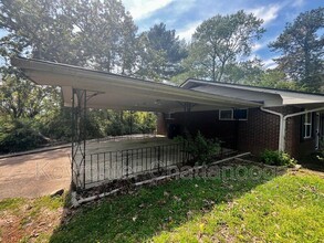 4077 Teakwood Dr in Chattanooga, TN - Foto de edificio - Building Photo