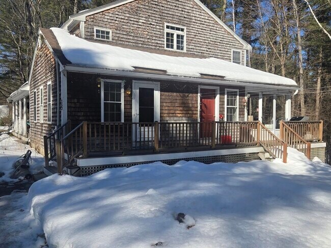35 Old Lantern Ln in Groton, MA - Building Photo - Building Photo