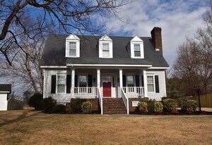 3924 Hampton Dr in Rocky Mount, NC - Building Photo