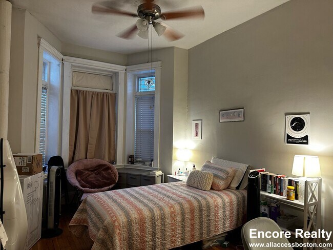 property at 38 Hemenway St