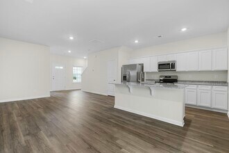 713 Wild Duck Ln in Columbia, SC - Building Photo - Building Photo