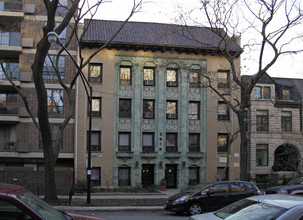 2616 N. Hampden Court in Chicago, IL - Building Photo - Building Photo