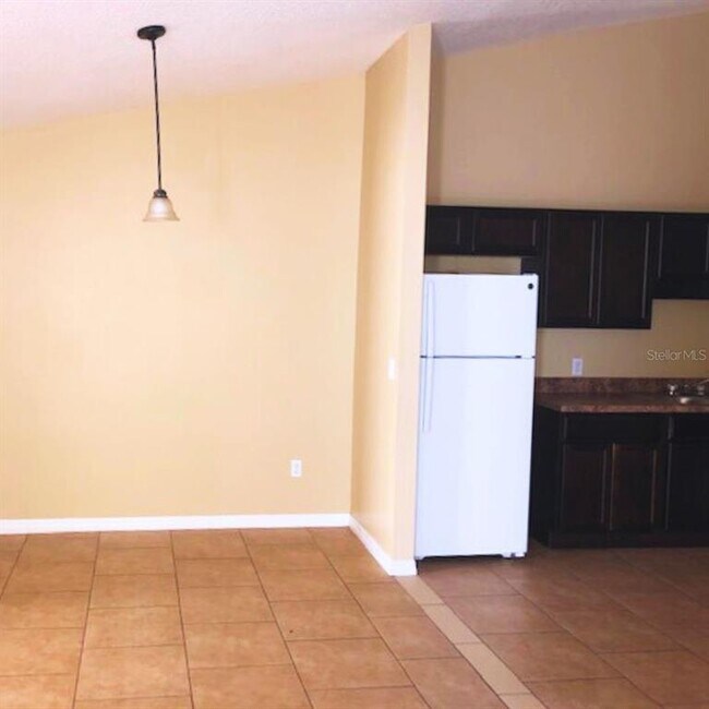 1005 W King St in Kissimmee, FL - Building Photo - Building Photo