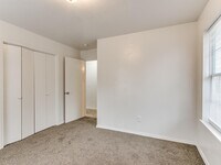 420 W Daws St photo'