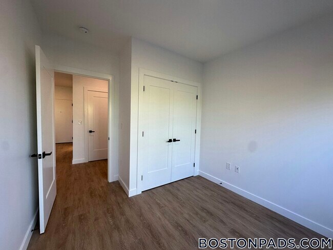 199 Gardner St in Boston, MA - Building Photo - Building Photo