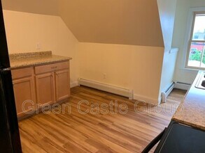 11 Hungerford Terrace in Burlington, VT - Building Photo - Building Photo